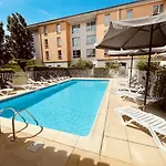 Comfort Hotell 3*
