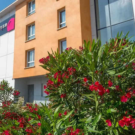 Comfort カルカソンヌ