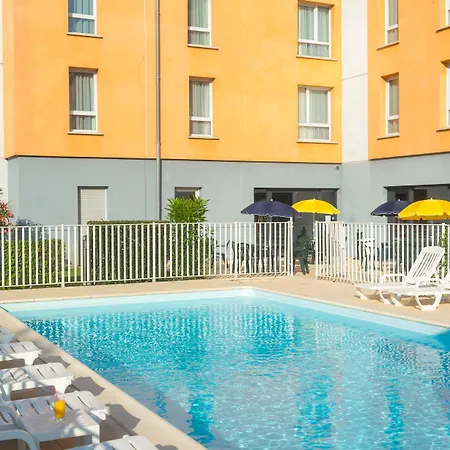 Comfort Aparthotel 3*