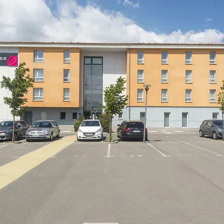 Aparthotel Comfort 3*