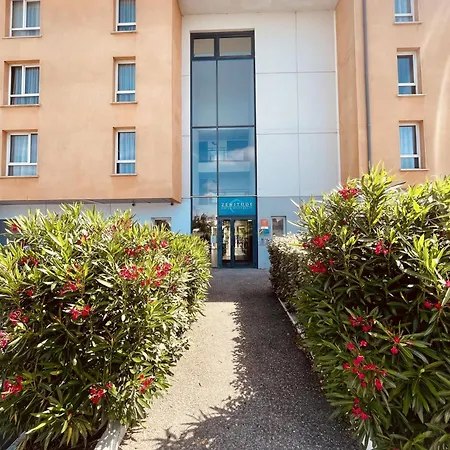 Aparthotel Comfort 3*
