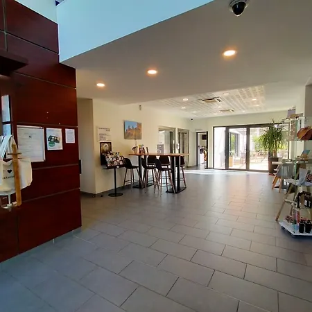 Comfort 3* Carcassona